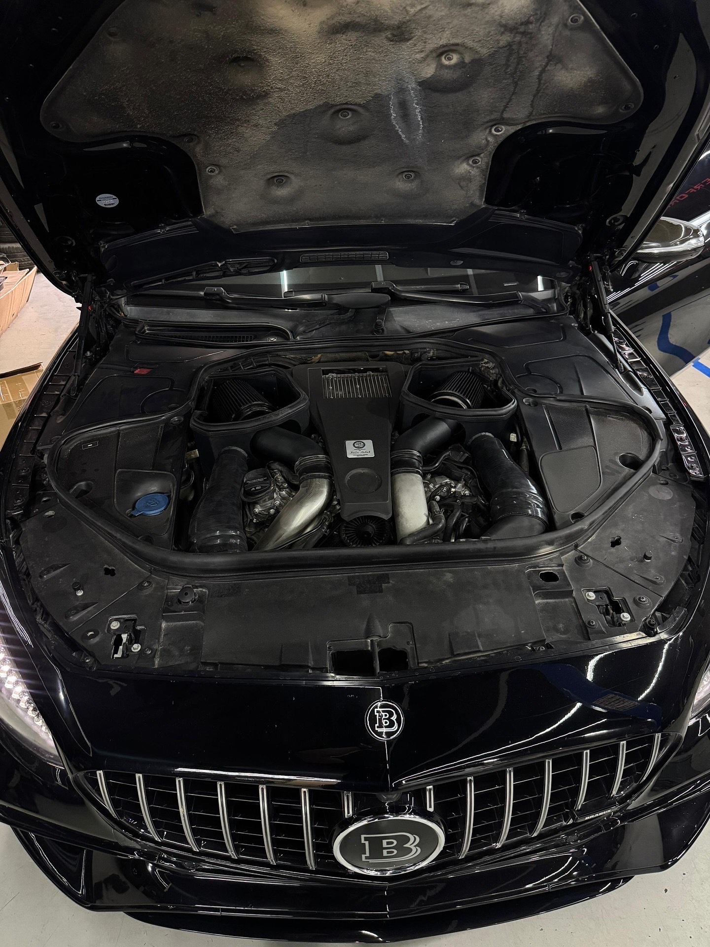 Mercedes E63/ CLS63 5.5 Bi Turbo E500/Cl500/S63/S500 BiTurbo Air Intakes